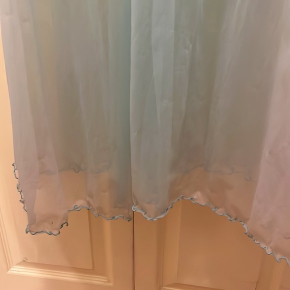 Jenelle of California Vintage ruffle sleeve Penoir topper - Picture 5 of 9